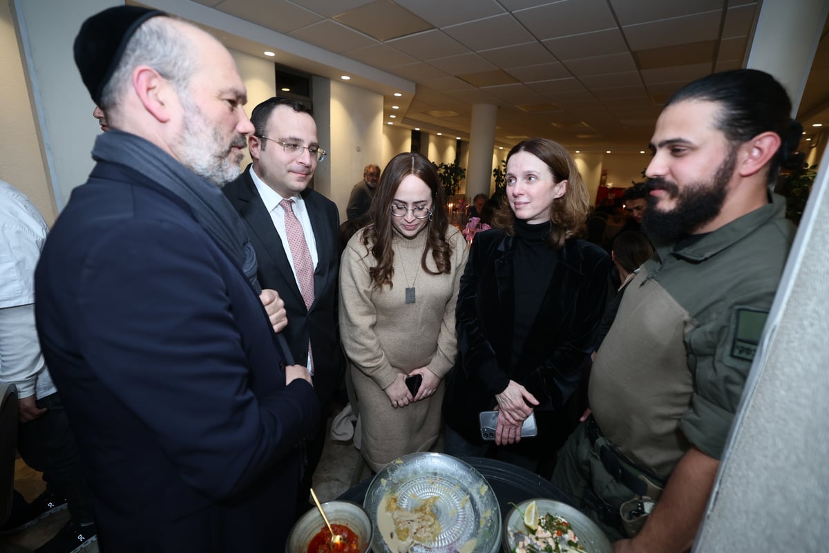 הכנסת ספר תורה לבית הכנסת נועם השם