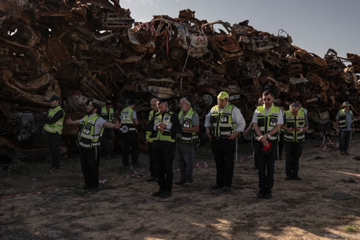 עדות הדמים / סיבוב מצולם ומצמרר בין הרכבים המפויחים