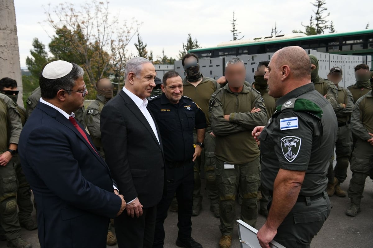 נתניהו ללוחמי הימ"מ שחילצו את החטופים: "מבצע מושלם, ביצוע מושלם" | צפו