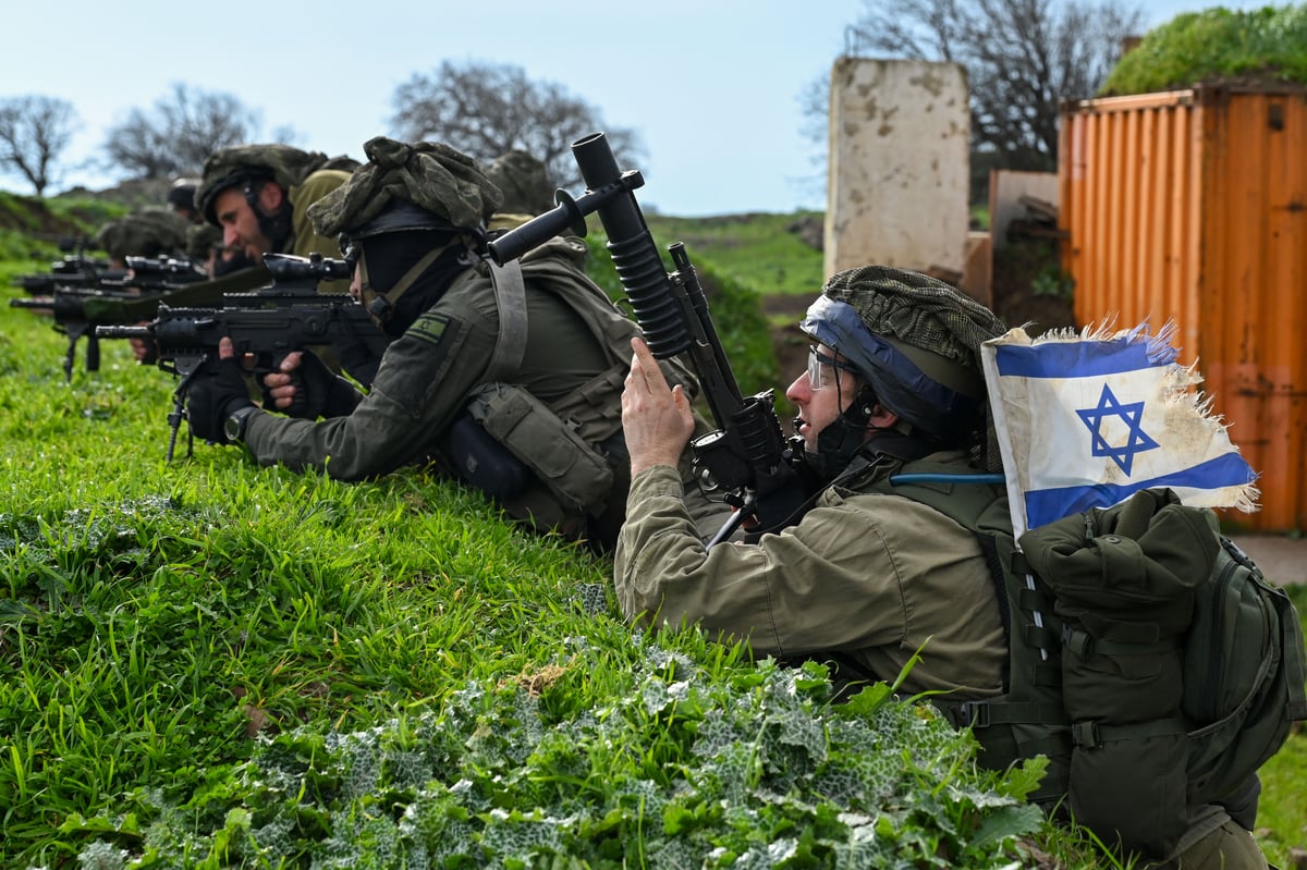 חיילי מילואים מחטיבת הנח"ל בתרגיל צבאי ברמת הגולן