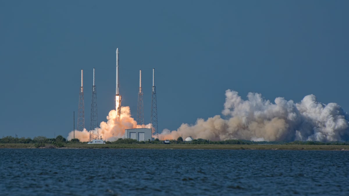 טיל מסוג Falcon-9 עליו שוגרה החללית