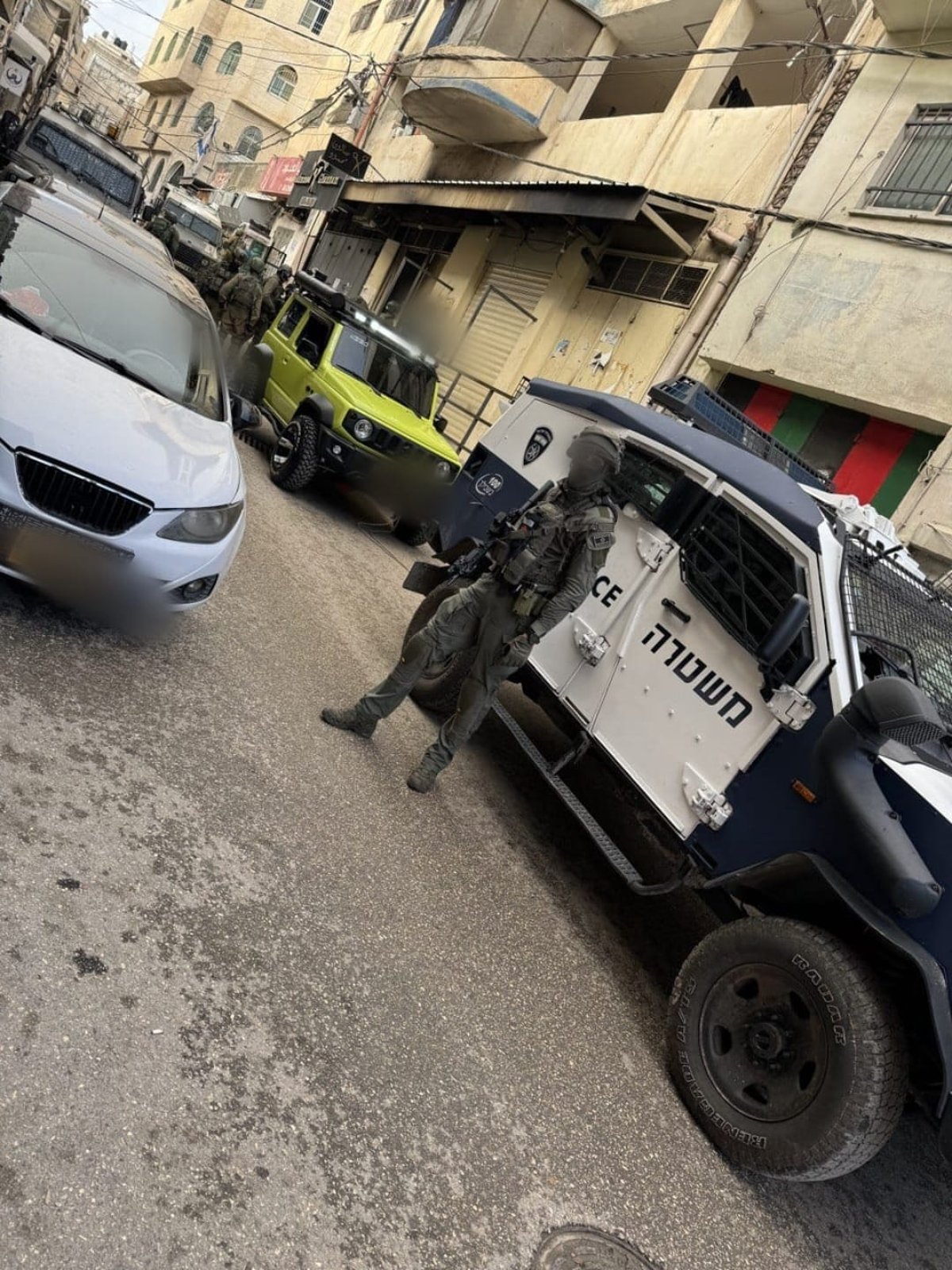 גנבו רכבים מב"ב ות"א ונעצרו ברמאללה; שני לוחמים נפצעו