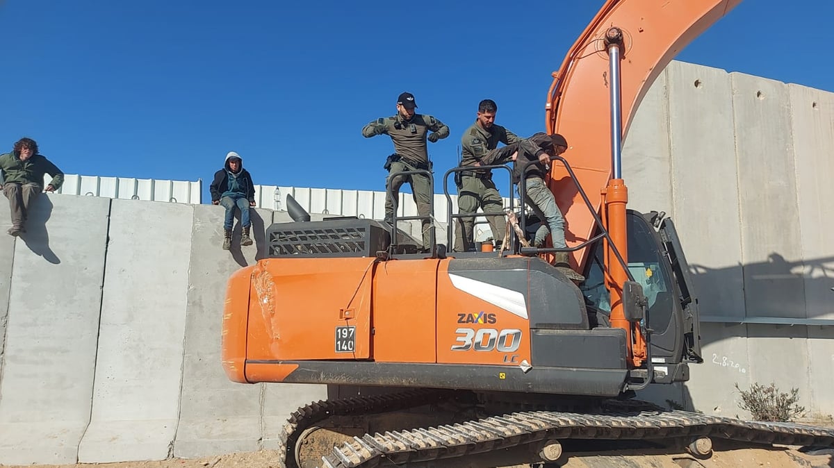 המשטרה מכחישה: לא קרענו את תמונתו של החטוף