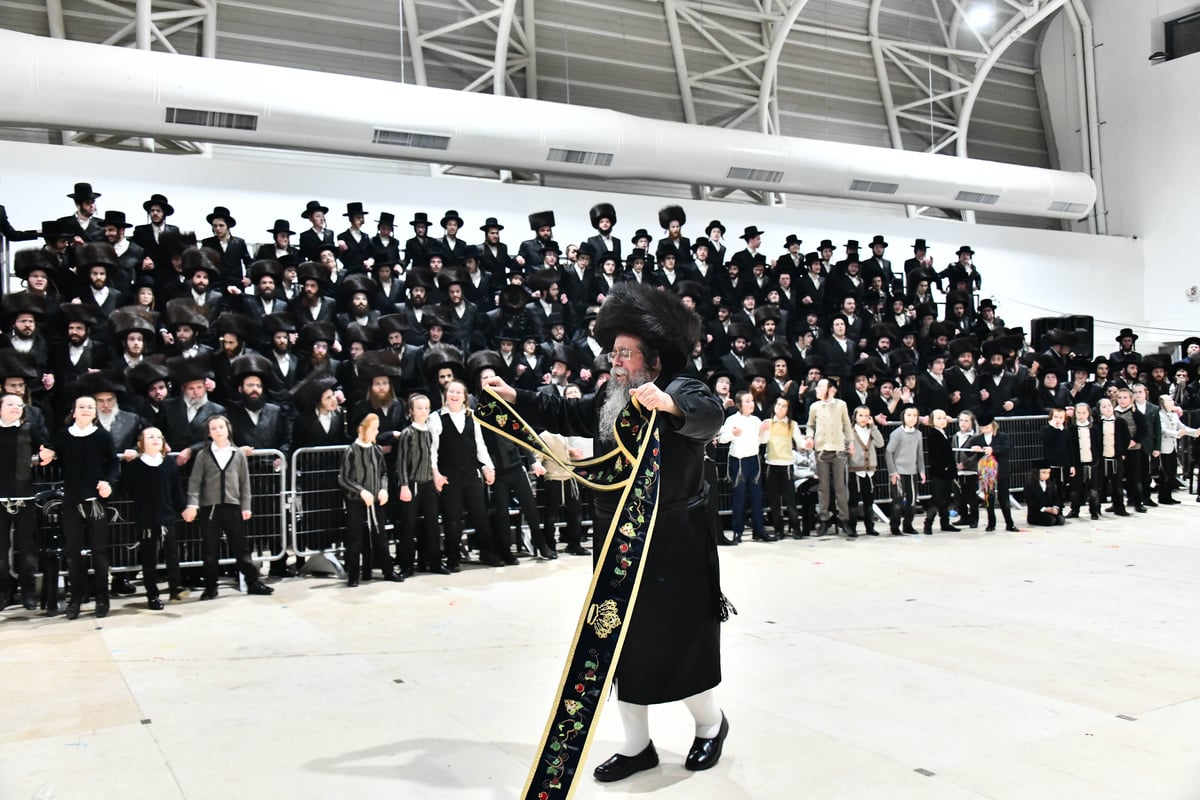 שמחת בית שבט הלוי – מאקווא – זידטשוב – נדבורנה | תיעוד