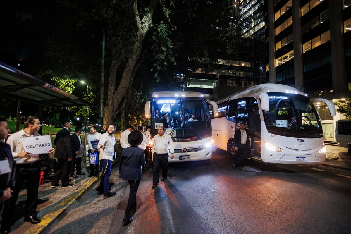 ארגנטינה לבשה חג: אלפים השתתפו בסיום הענק של דרשו בבואנוס איירס