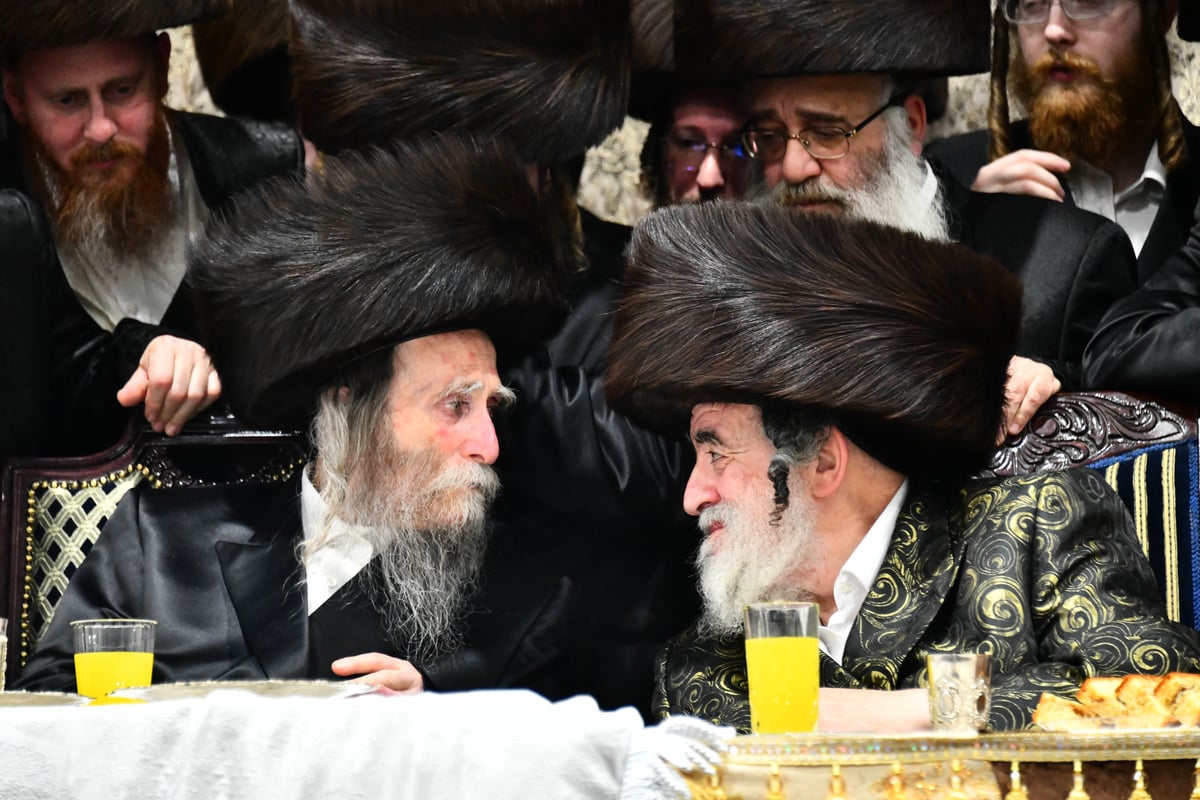 למרות חולשתו: האדמו"ר השתתף בחתונה ורקד במצווה טאנץ