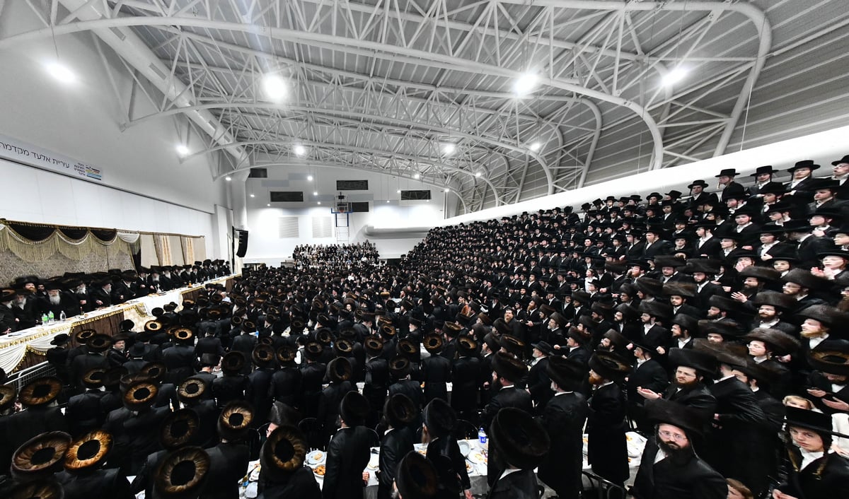 למרות חולשתו: האדמו"ר השתתף בחתונה ורקד במצווה טאנץ