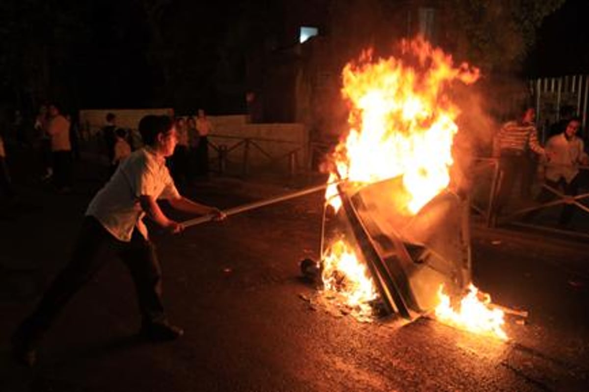 המחאה על מעצר האם מתפשטת; עשרות פצועים