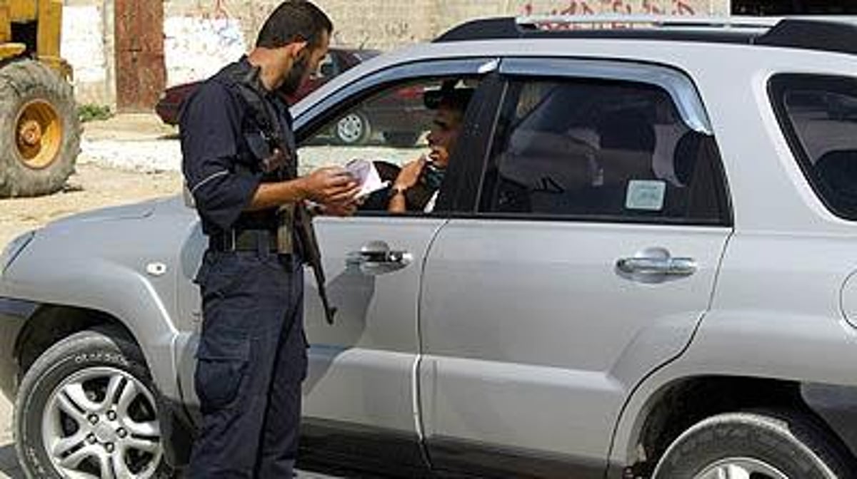 ישראלי שניווט לשטח פלסטיני.