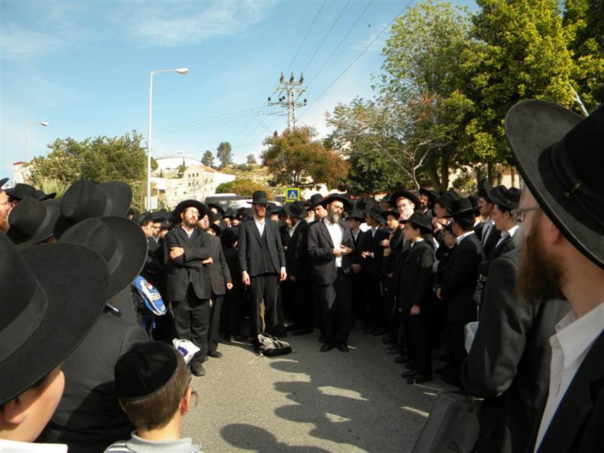 הבן גילה: "אבא אמר שהוא רוצה להיות קרוב להוריו"