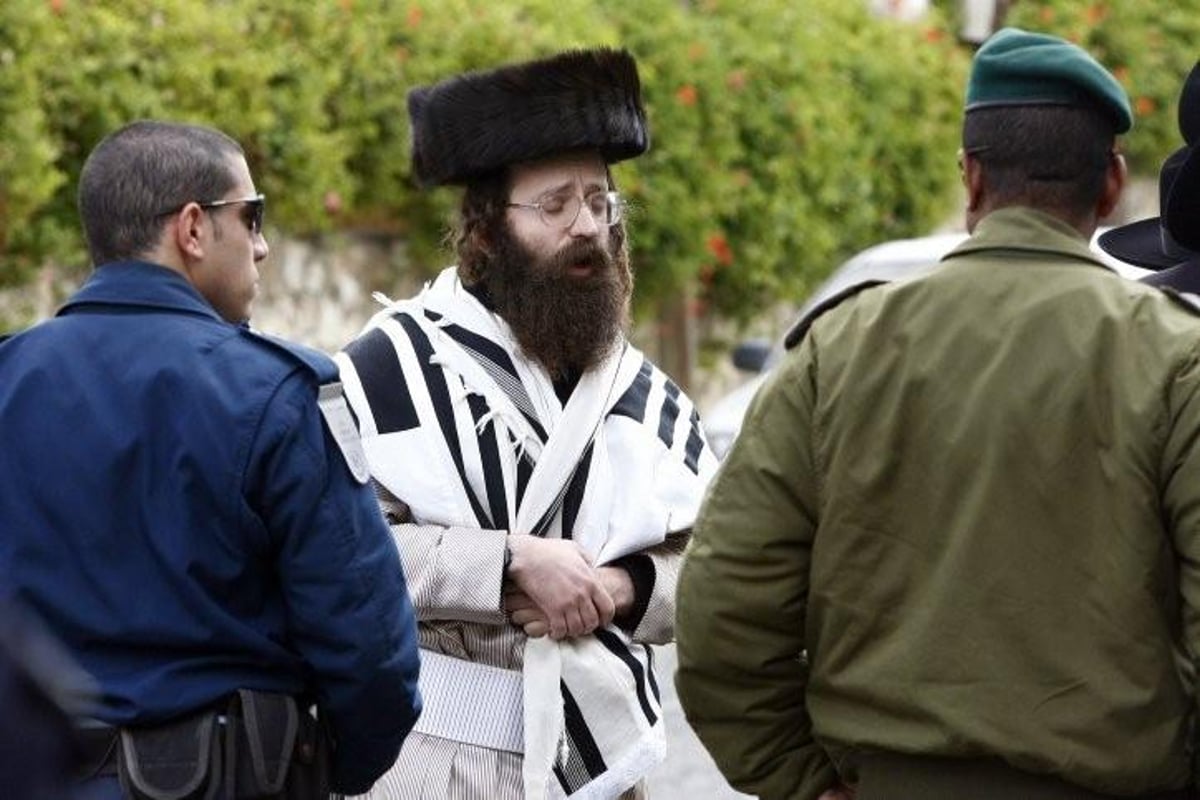 תמונות: עטופים בטלית, מול אינטל