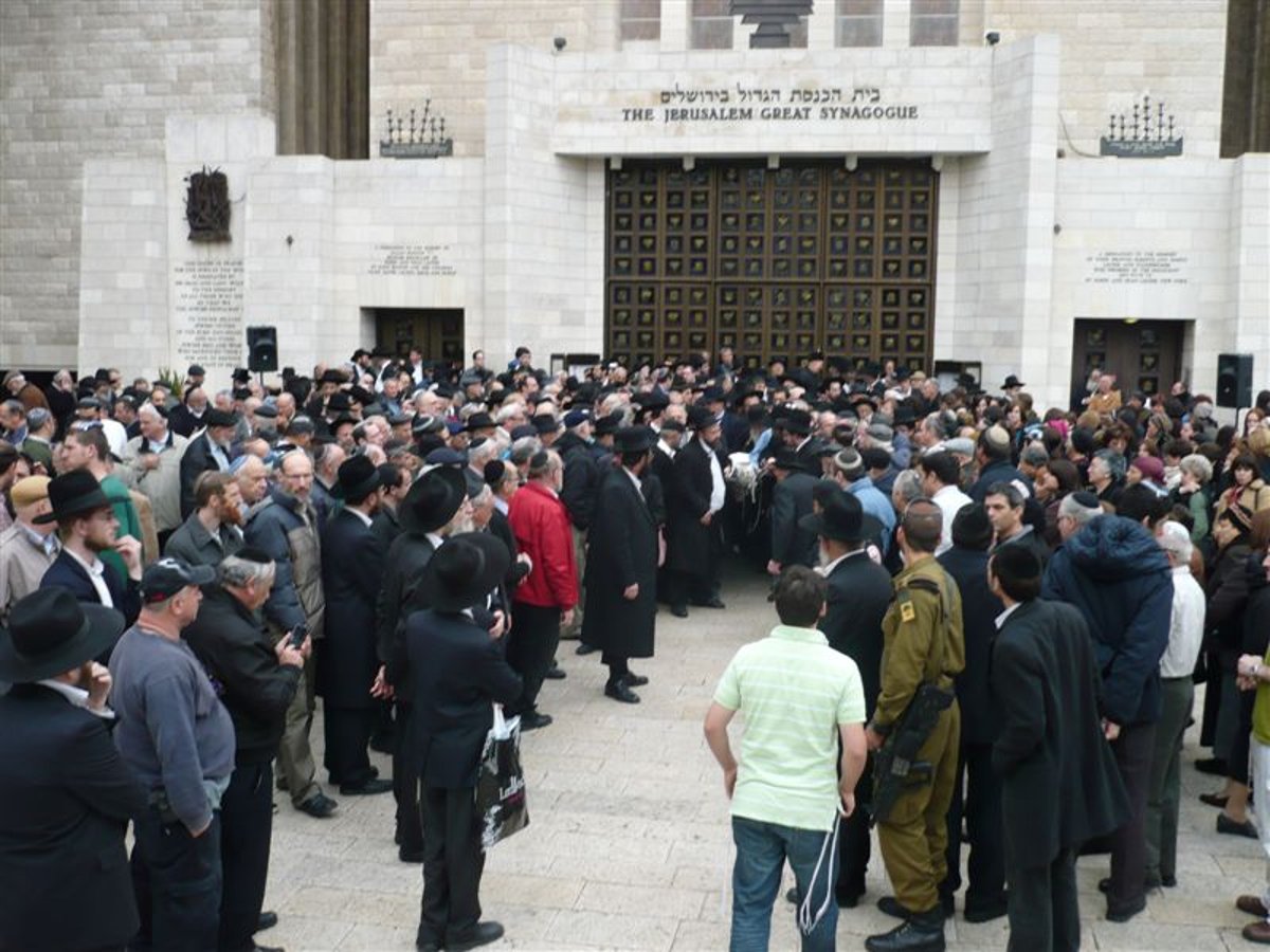 כבוד אחרון: הלווית הרב דרוק ע"ה