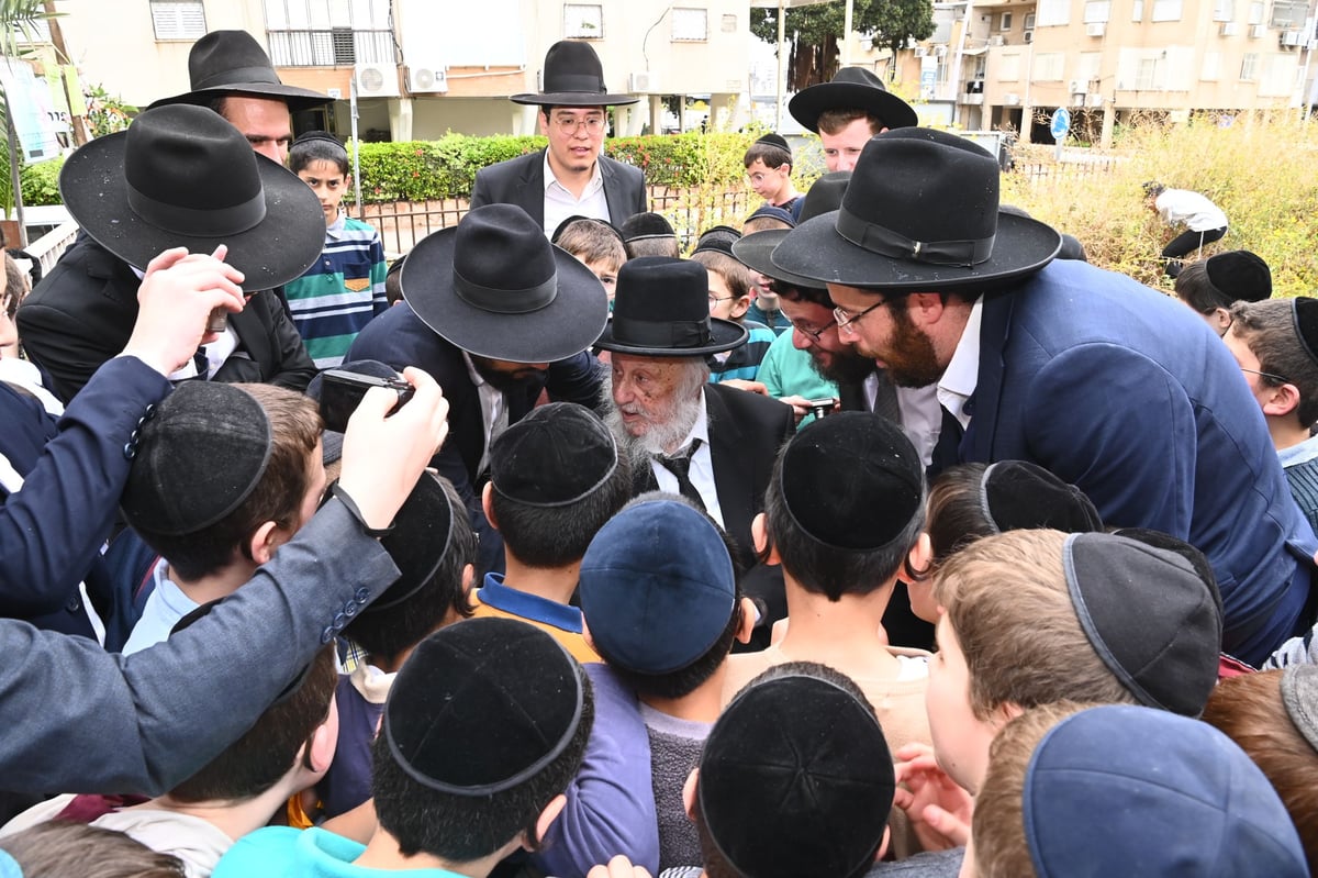 הגרב"ד פוברסקי בברכת האילנות