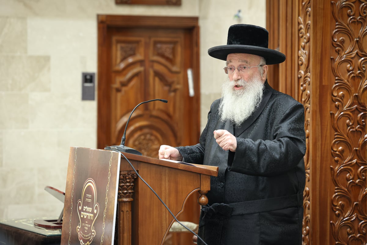 כינוס שואלים ודורשים אצל הגרש"א שטרן 