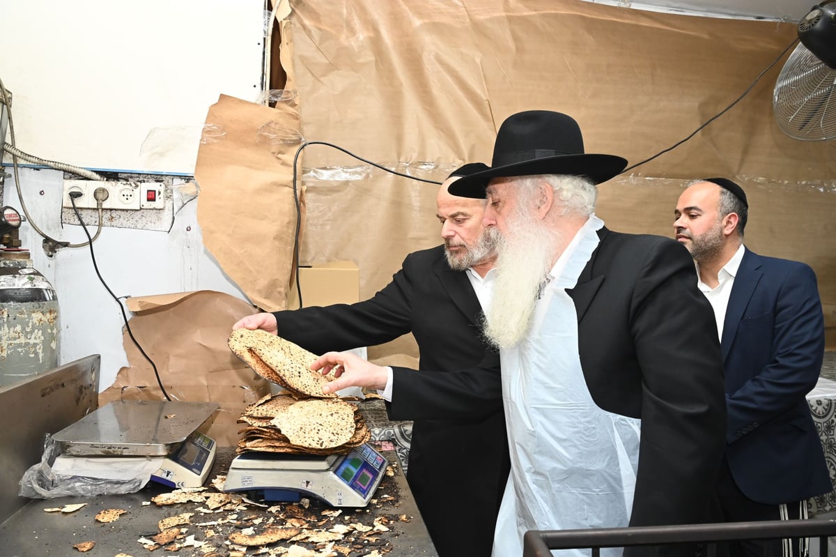 הגרד"ח פינטו באפיית מצות