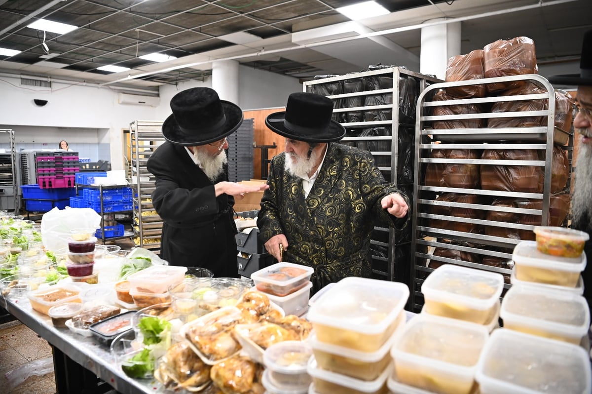 גדולי ישראל במטבח 'בית התבשיל' בב"ב