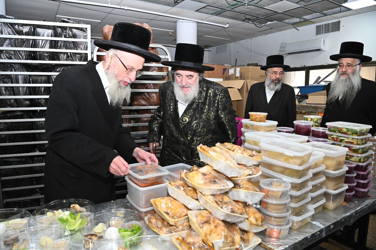 גדולי ישראל במטבח 'בית התבשיל' בב"ב