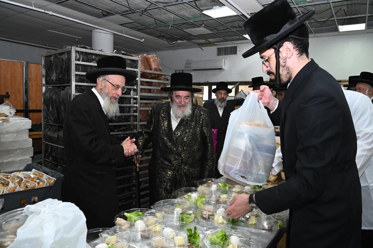 גדולי ישראל במטבח 'בית התבשיל' בב"ב