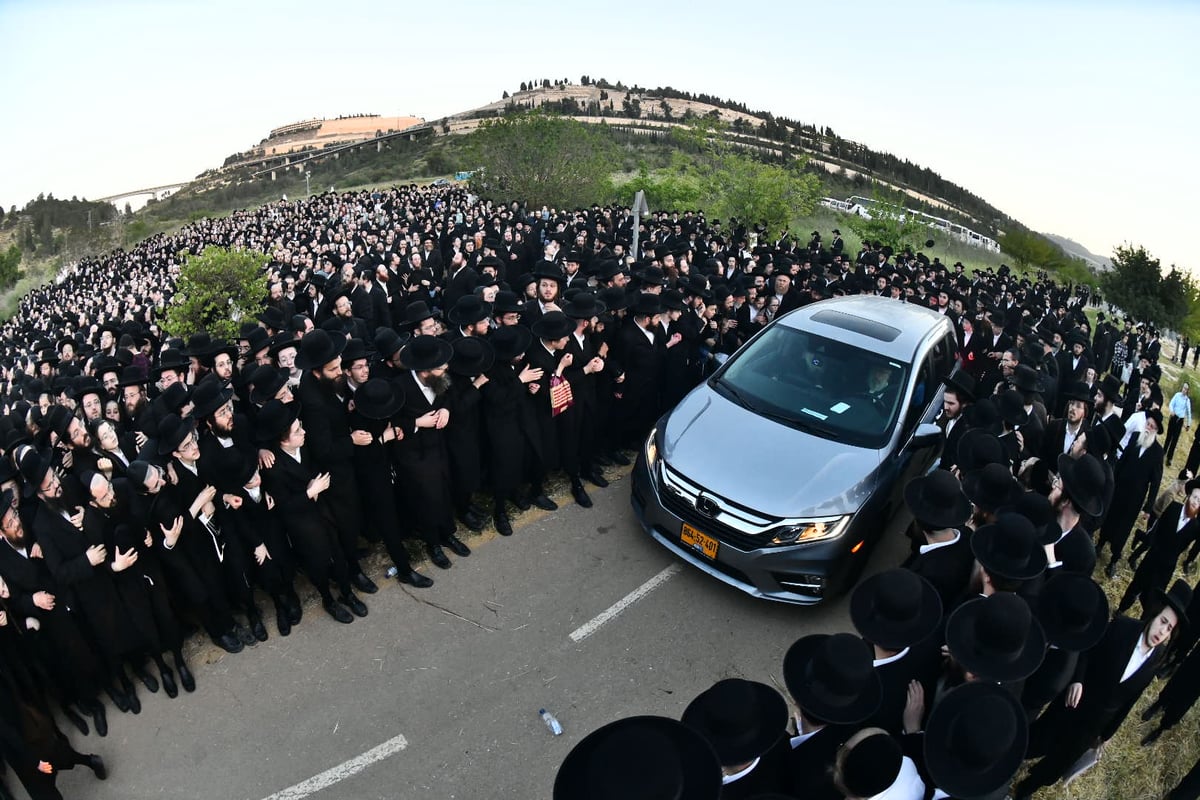 האדמו"ר מגור בשאיבת מים שלנו תשפ"ד