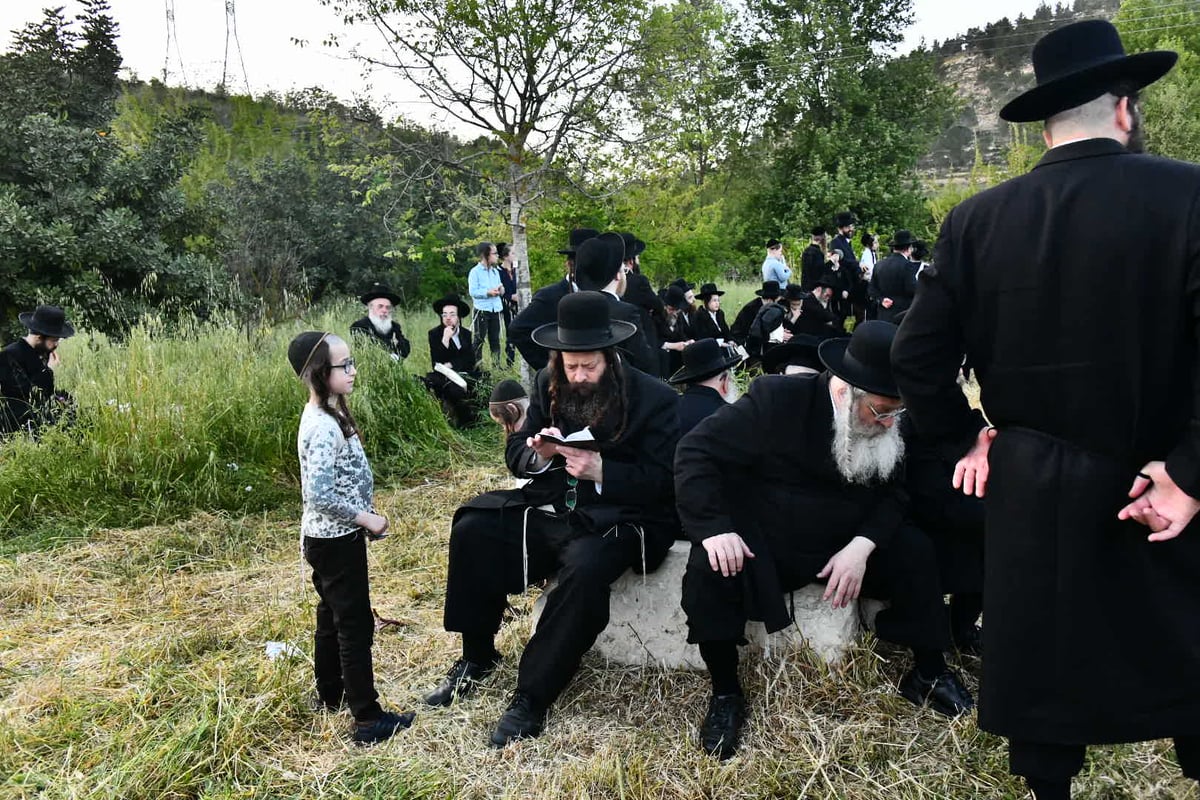 האדמו"ר מגור בשאיבת מים שלנו תשפ"ד