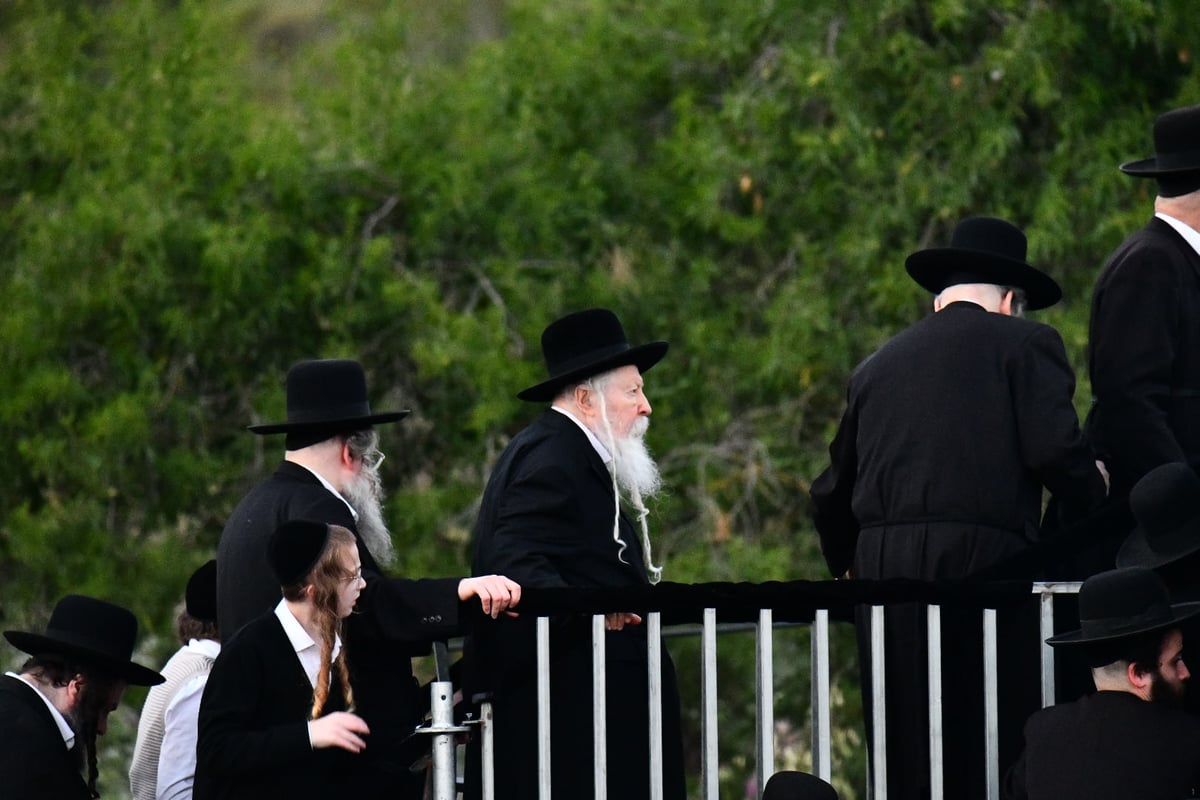 האדמו"ר מגור בשאיבת מים שלנו תשפ"ד