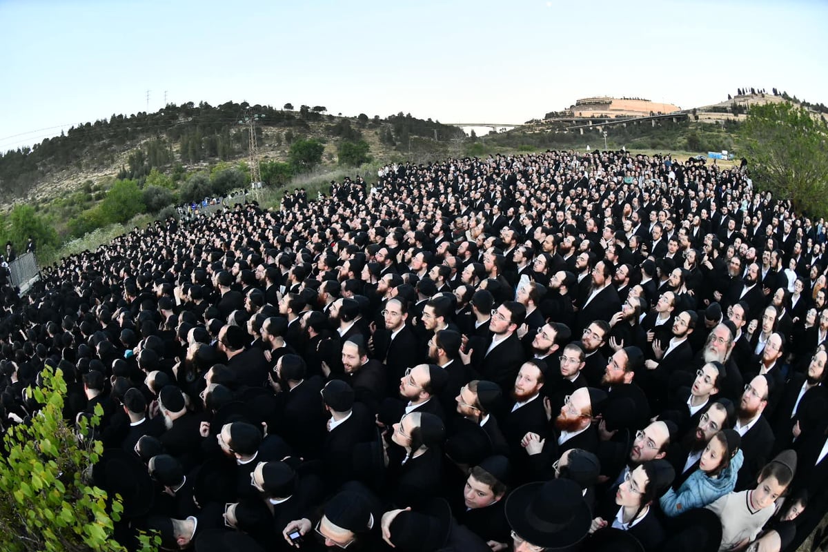 האדמו"ר מגור בשאיבת מים שלנו תשפ"ד