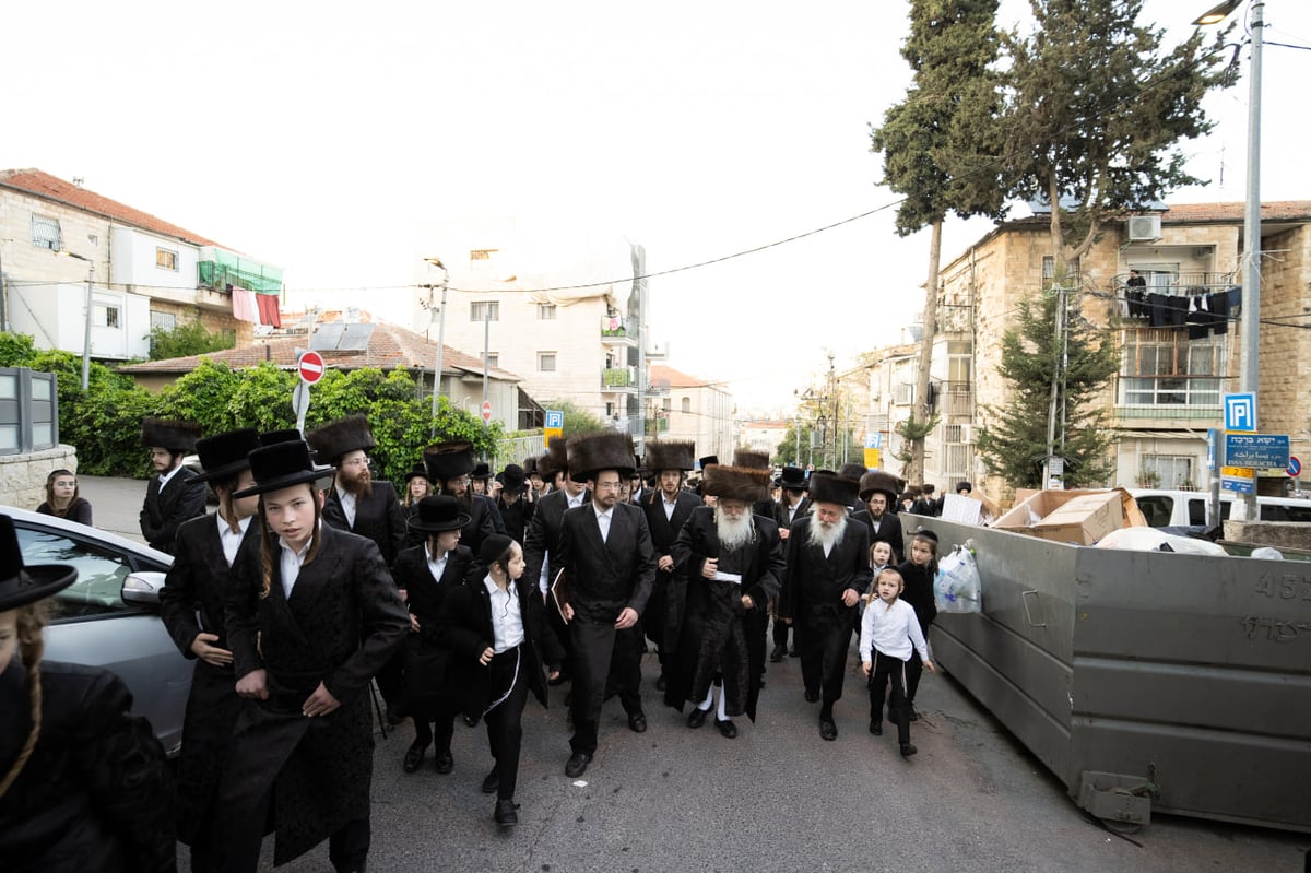 האדמו"ר מנדבורנה ירושלים בברכת האילנות