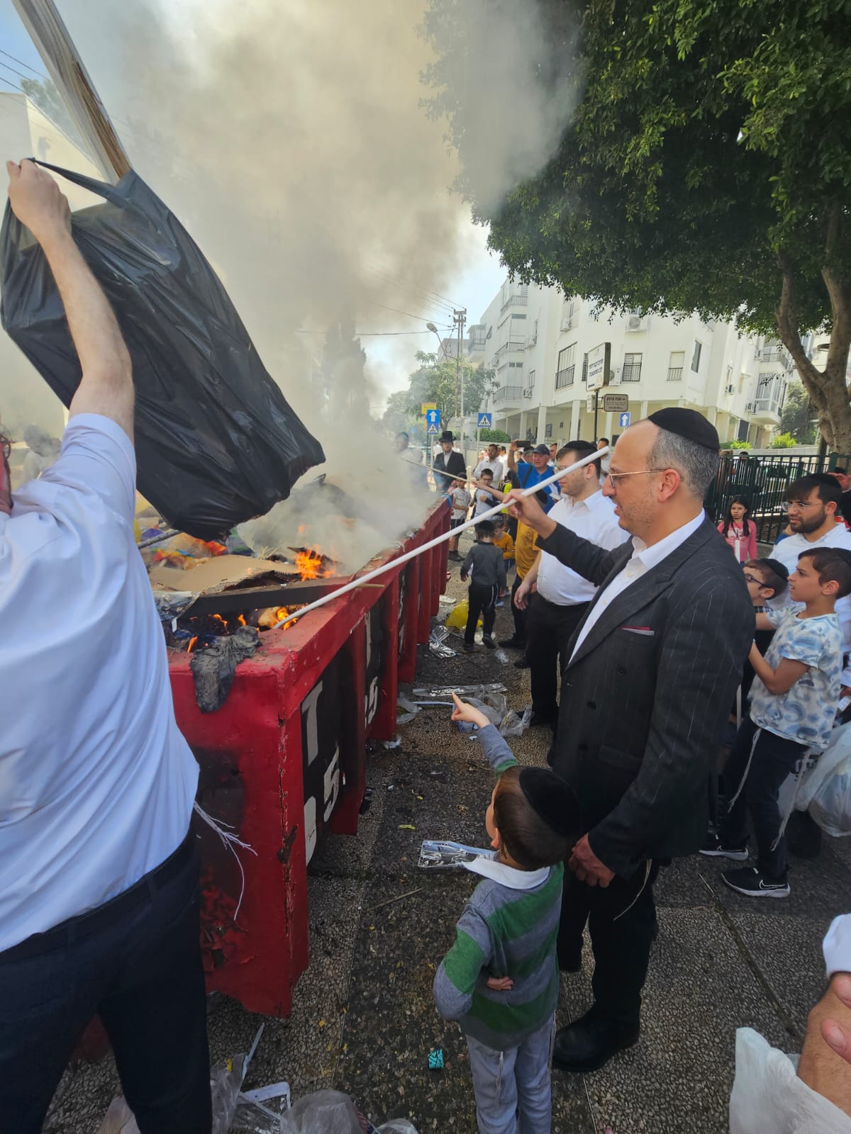 זופניק בכיכר • כל התמונות, הנייעס והחשיפות של פסח והמסתעף