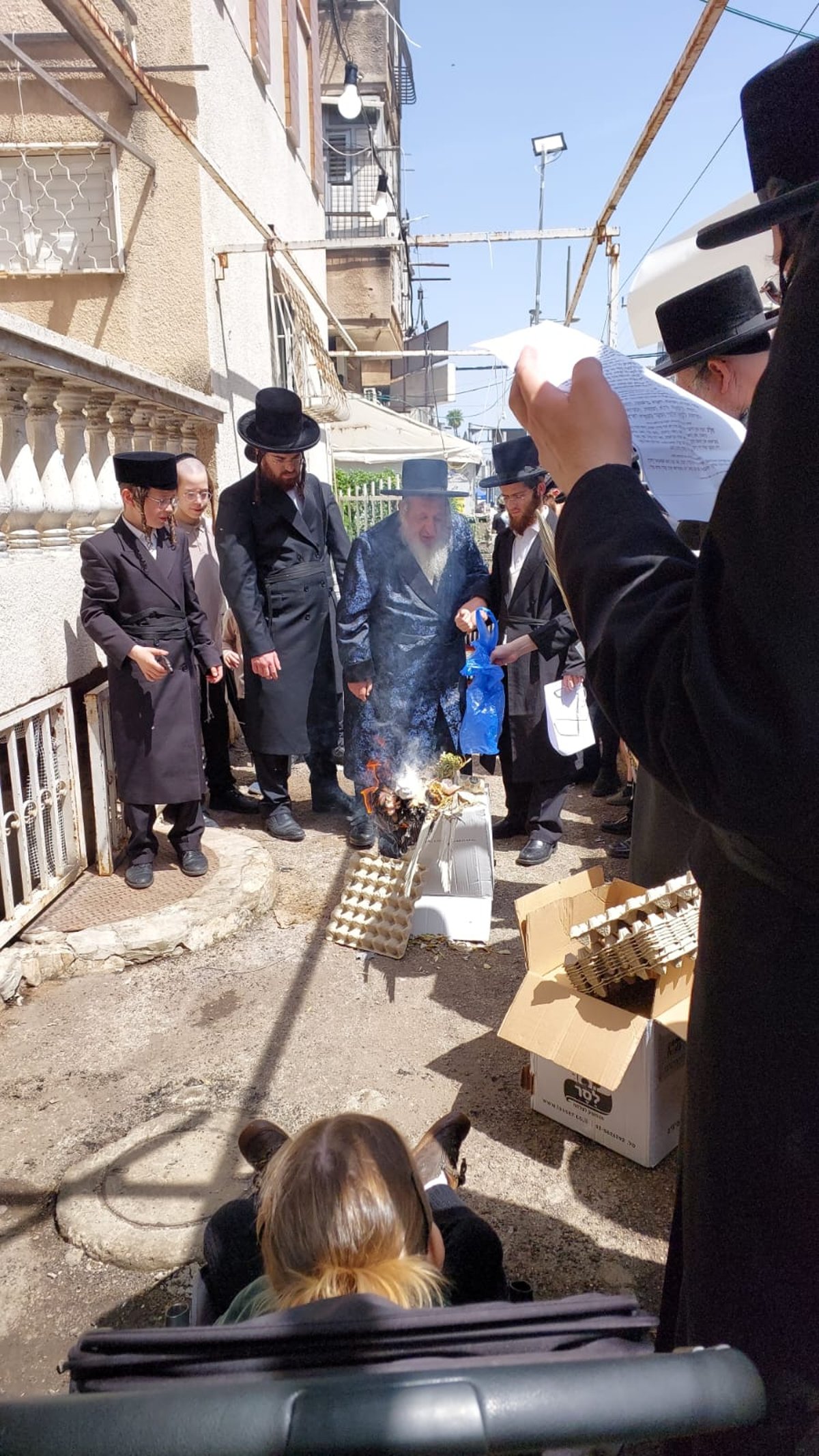 חג הפסח בחצה"ק נאראל