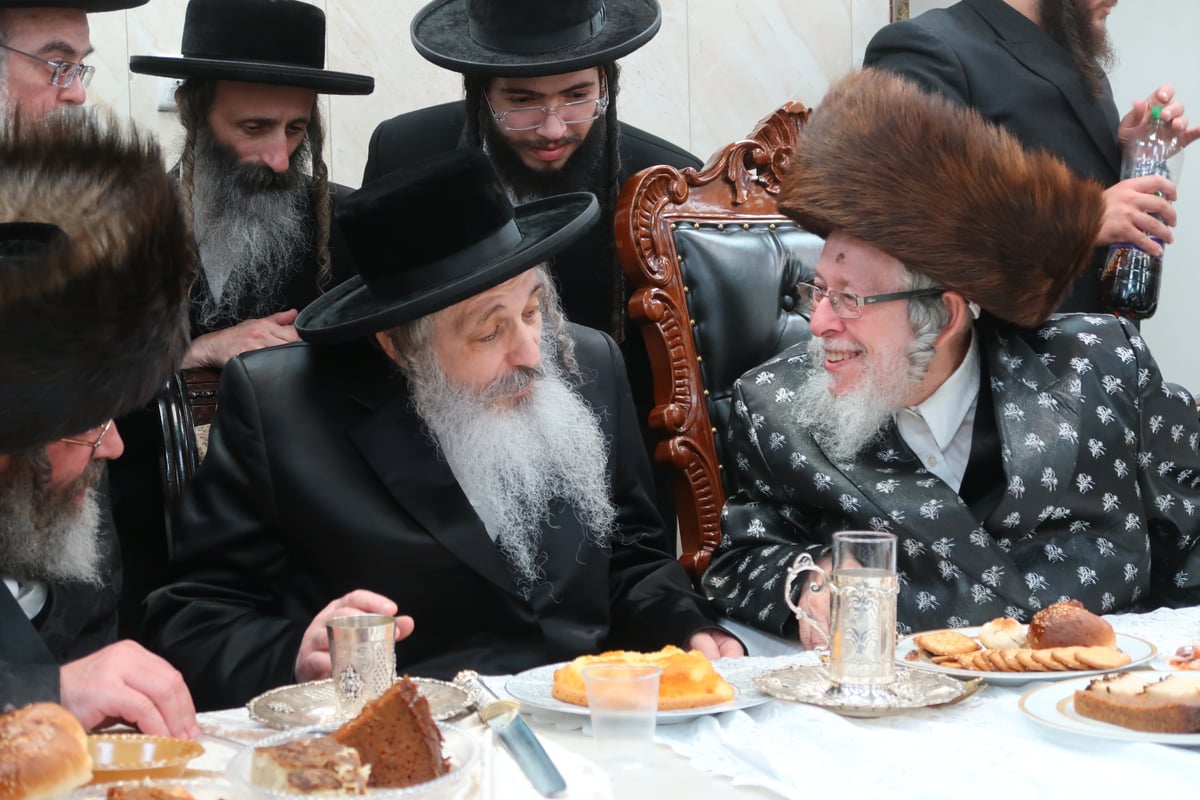 שמחת הבר מצווה לנין האדמו"ר מסטרופקוב