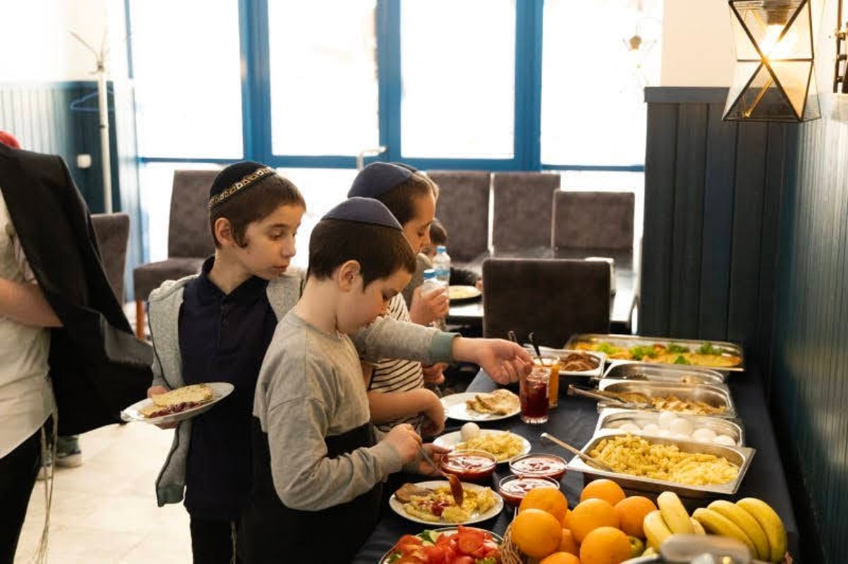 כמאה רבני ערים ברוסיה שבתו בעיר קלינינגרד | תיעוד מרהיב