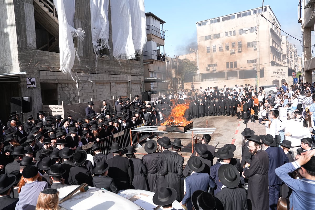 ל"ג בעומר בחצה"ק סטריקוב