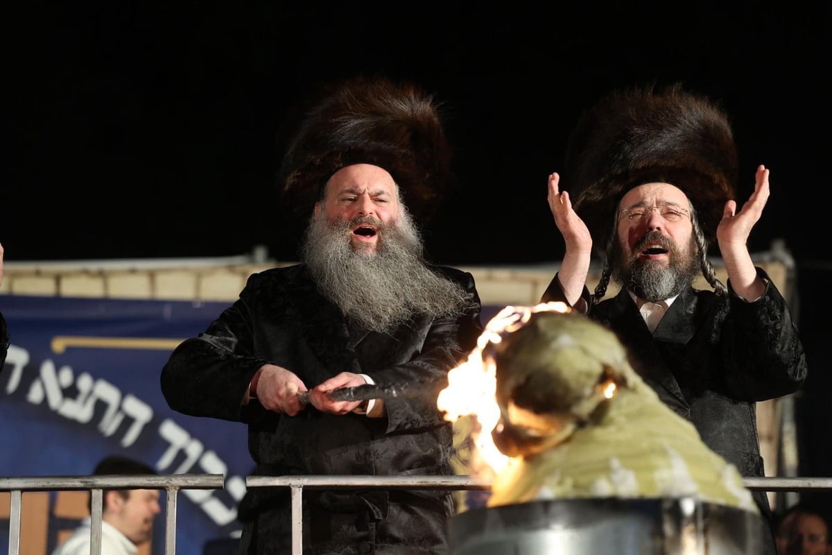 רבבות חוגגים ב'חצר ההילולא' בשמעון הצדיק