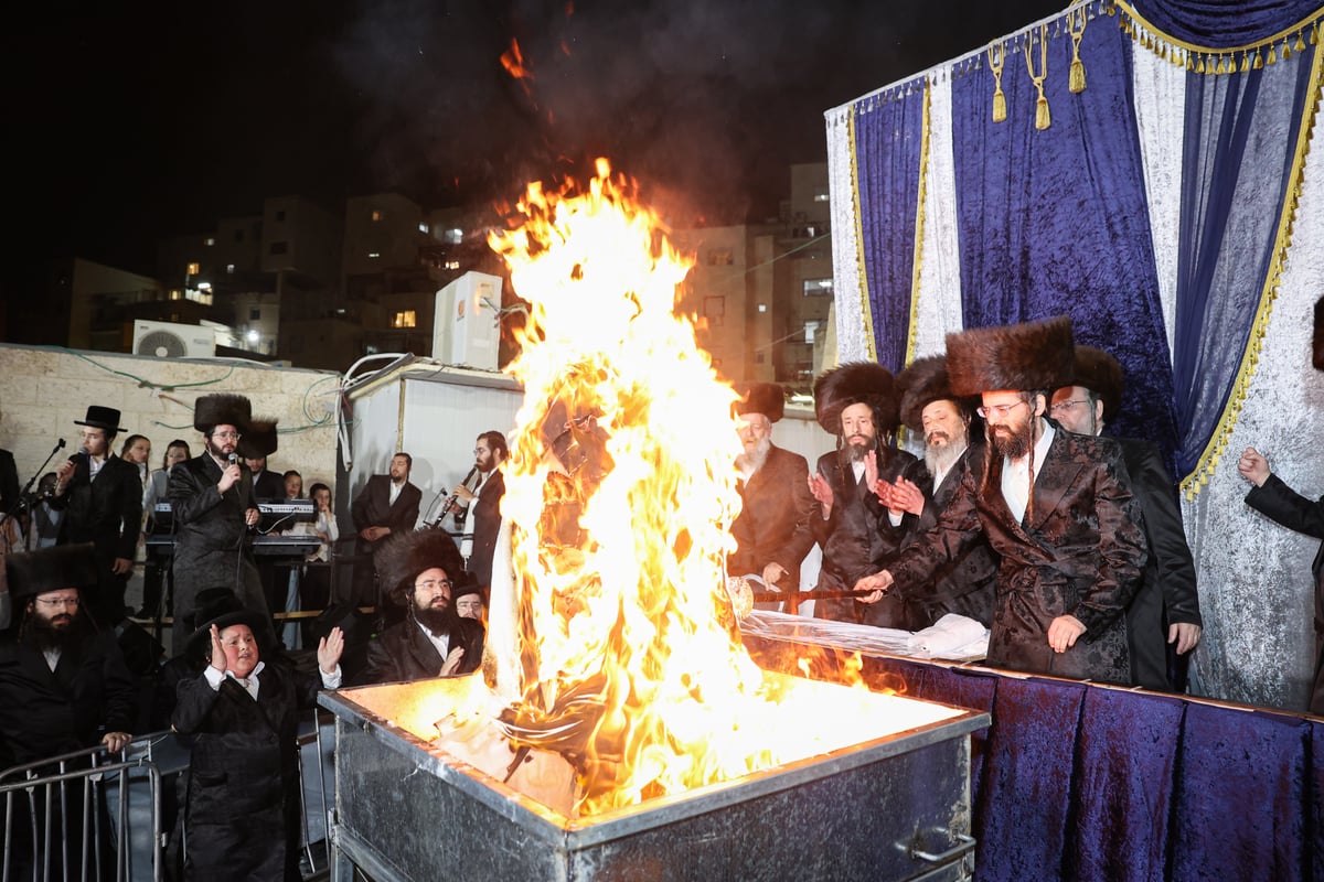 ל"ג בעומר בחצה"ק זוועהיל