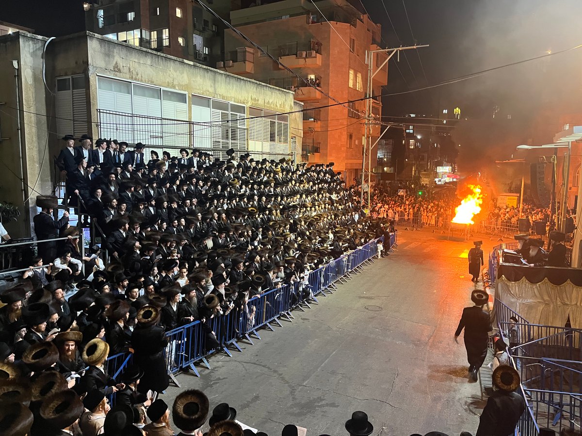 ל"ג בעומר בחצה"ק מכנובקא בעלזא