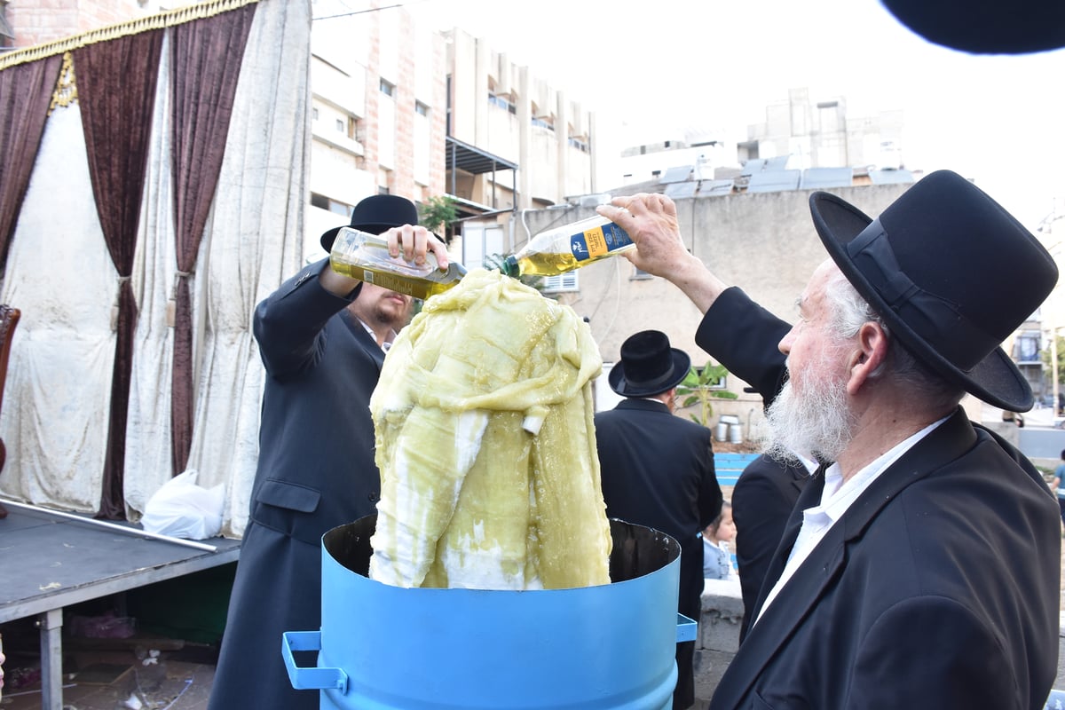 ל"ג בעומר בחצה"ק שבט הלוי