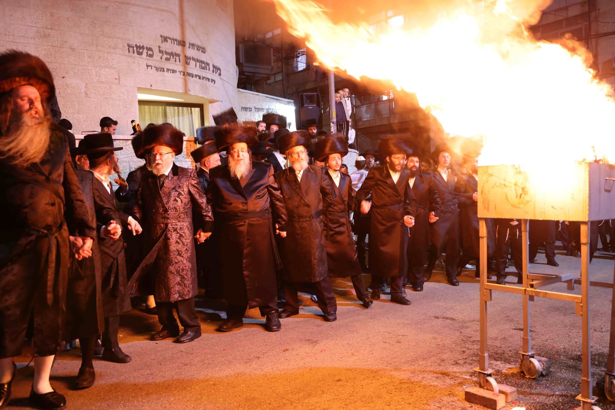 ל"ג בעומר בחצה"ק סאווראן