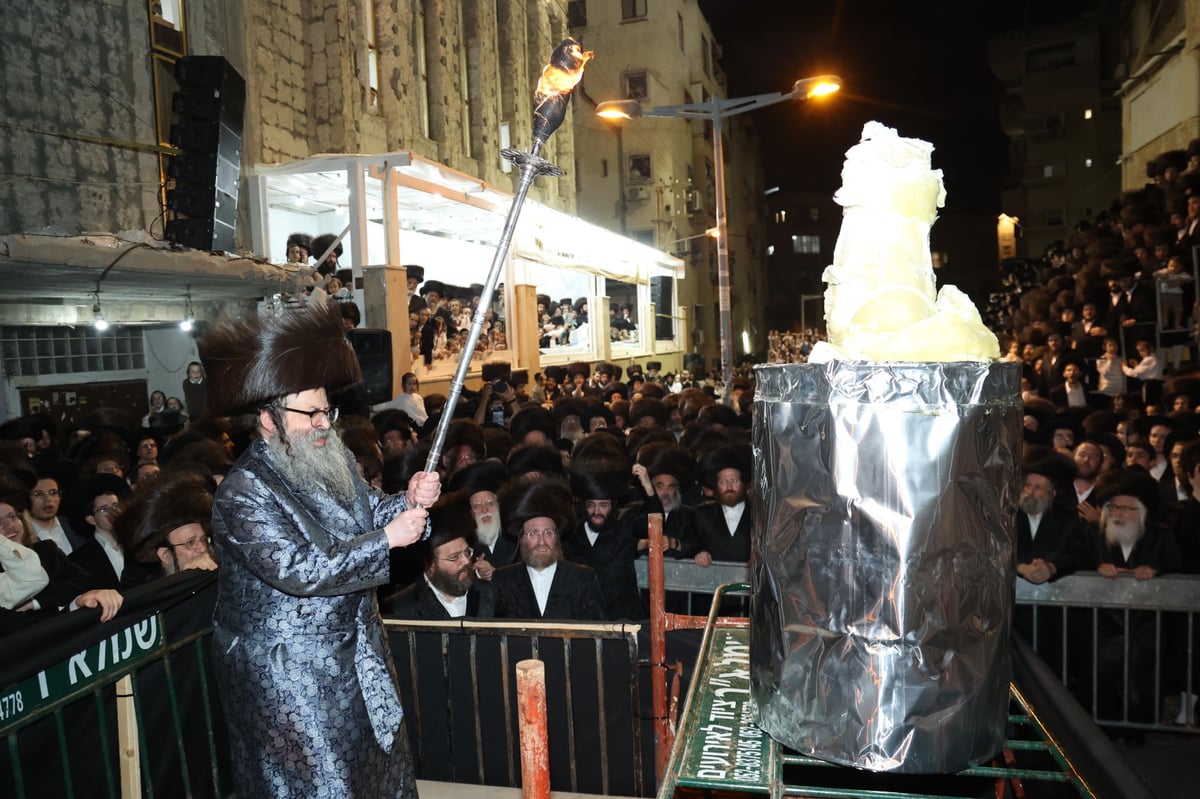 ל"ג בעומר בחצה"ק סאטמר ב"ב