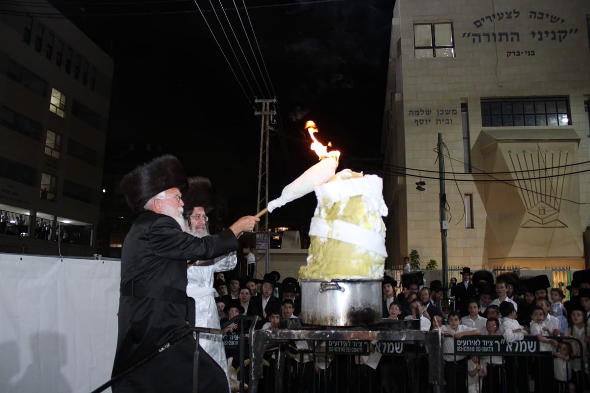 ל"ג בעומר בחצה"ק קומרנא