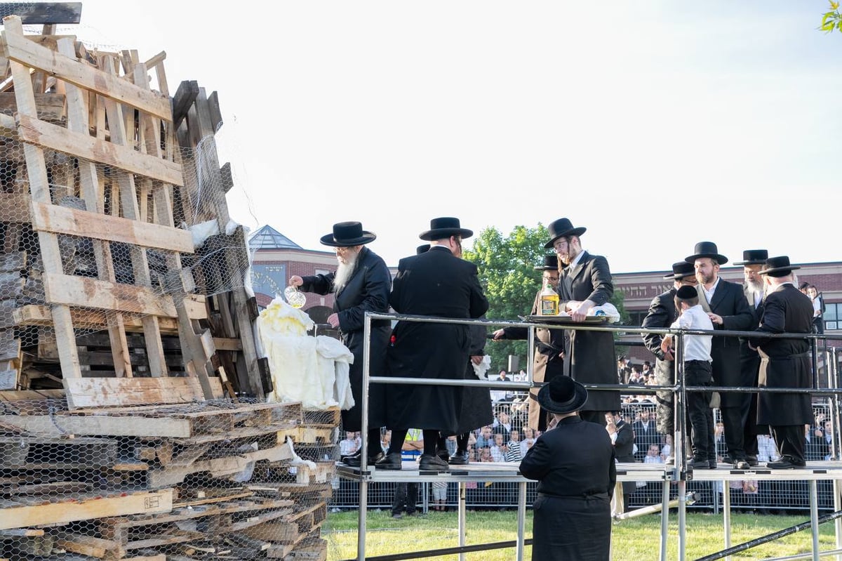 ל"ג בעומר בחצה"ק טאהש