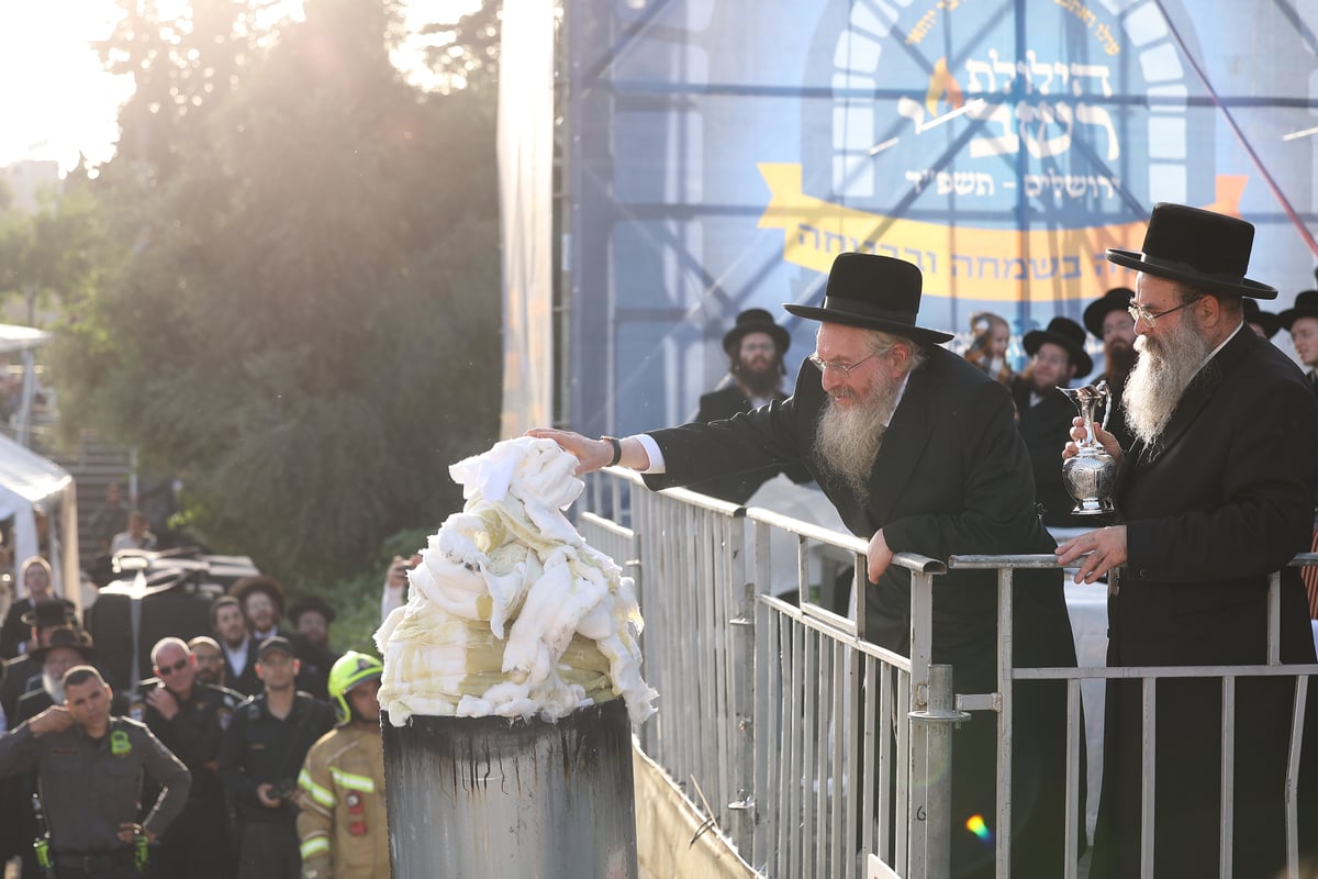 הילולת הרשב"י בחצר ההילולא במתחם שמעון הצדיק בירושלים