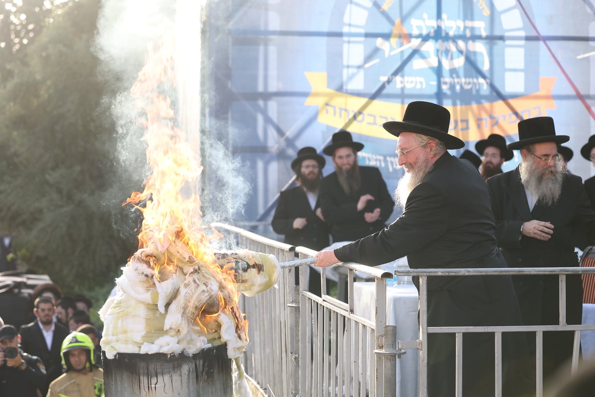 הילולת הרשב"י בחצר ההילולא במתחם שמעון הצדיק בירושלים