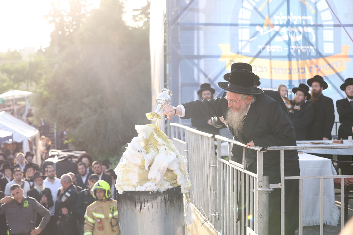 הילולת הרשב"י בחצר ההילולא במתחם שמעון הצדיק בירושלים