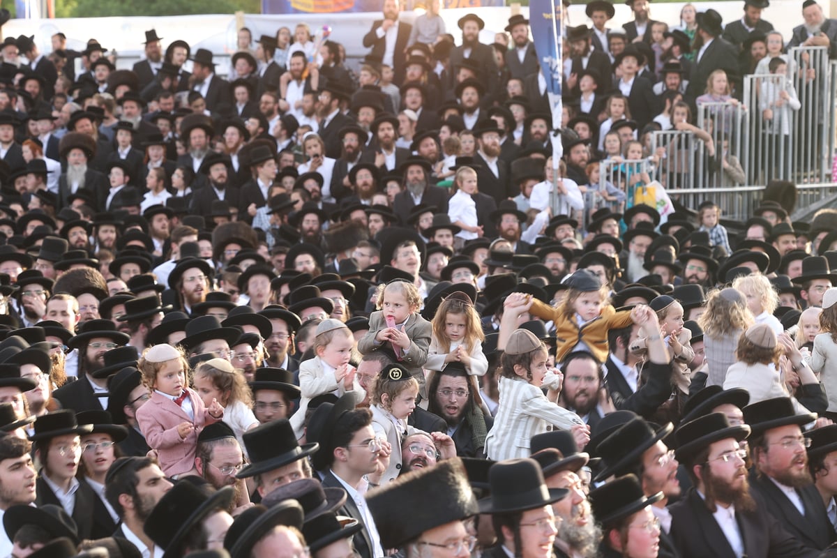 הילולת הרשב"י בחצר ההילולא במתחם שמעון הצדיק בירושלים