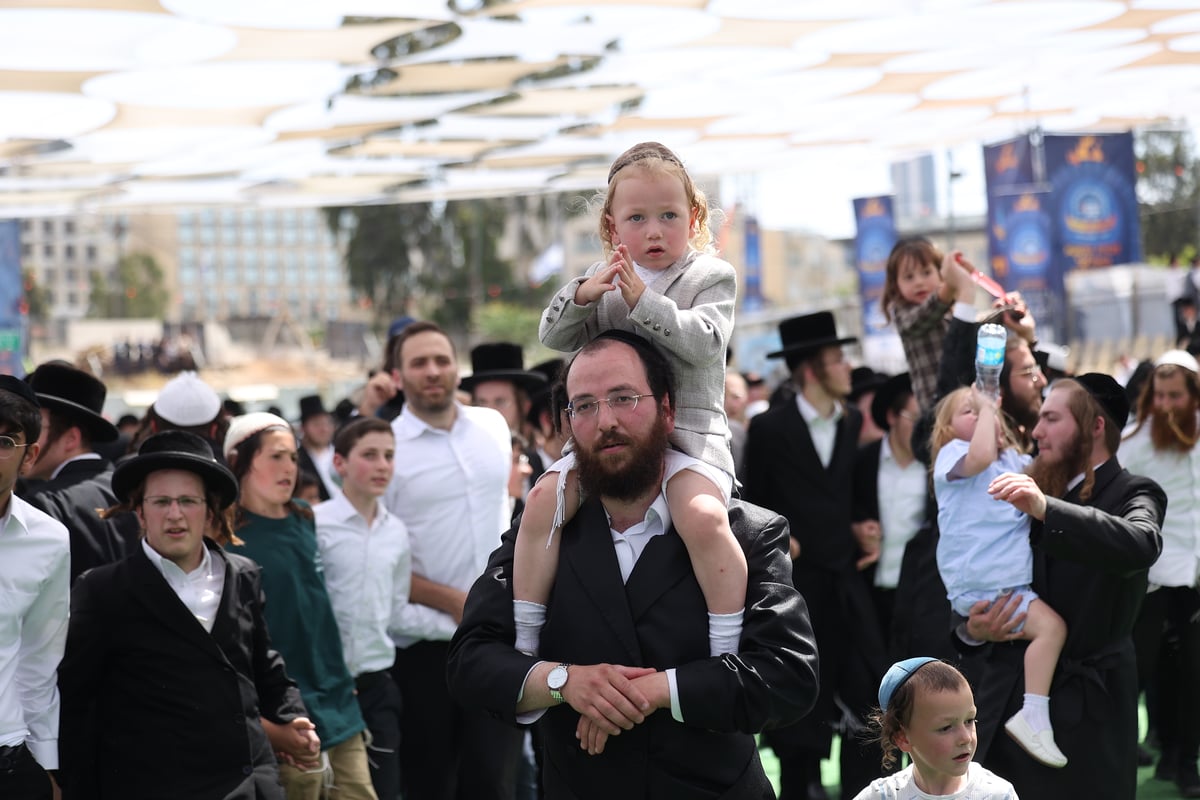 הילולת הרשב"י בחצר ההילולא במתחם שמעון הצדיק בירושלים