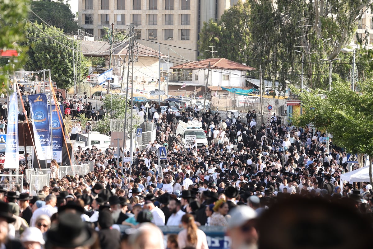 הילולת הרשב"י בחצר ההילולא במתחם שמעון הצדיק בירושלים