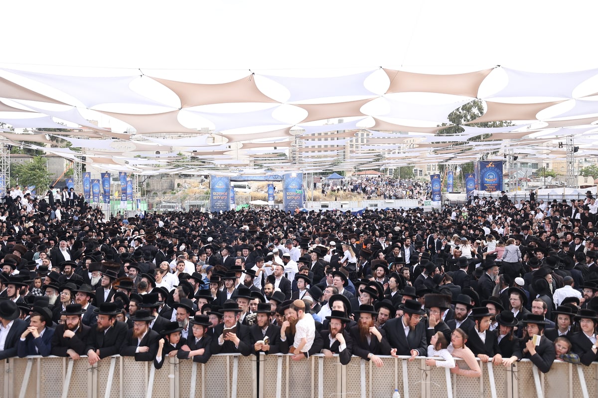 הילולת הרשב"י בחצר ההילולא במתחם שמעון הצדיק בירושלים