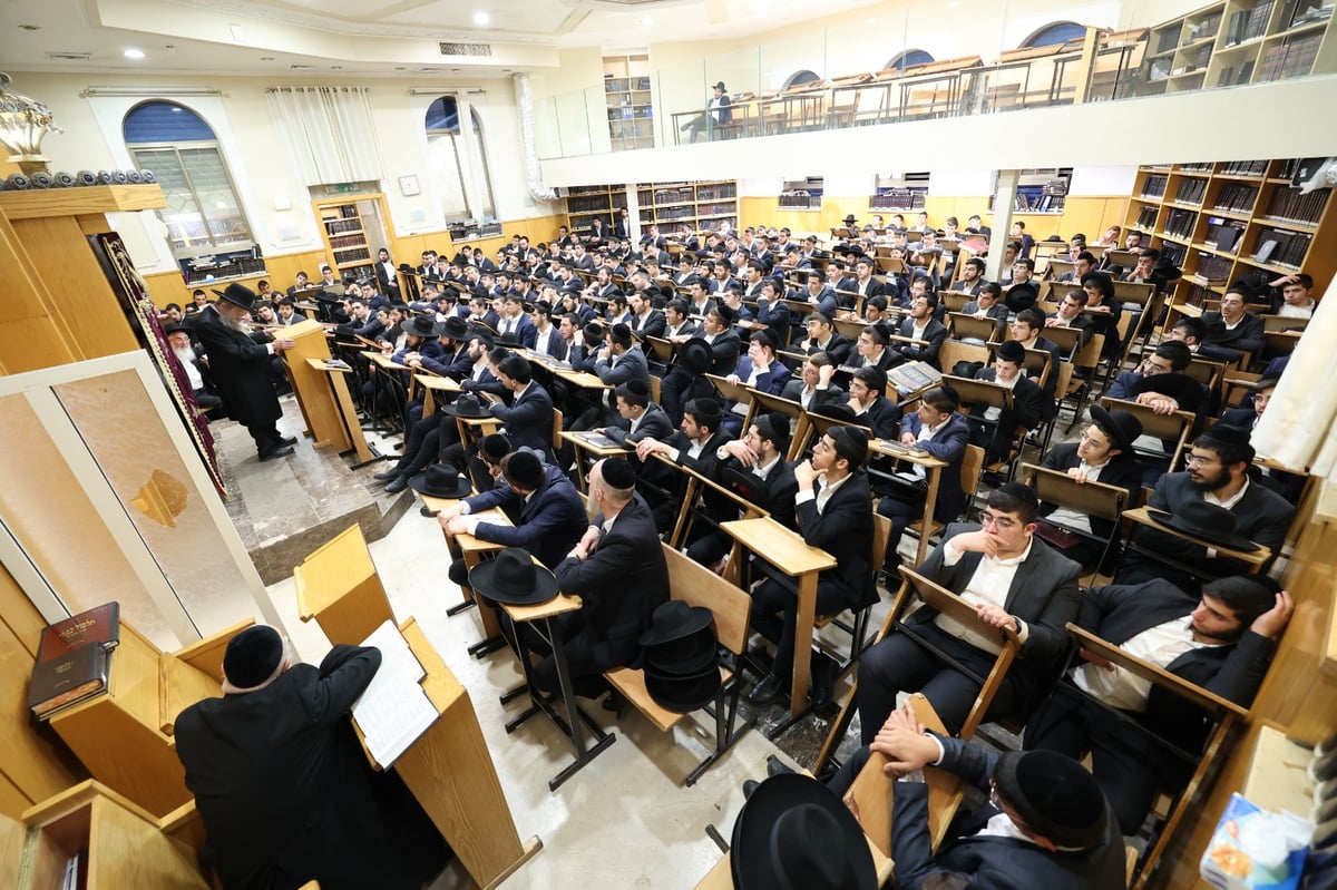 הגר"א פילץ בישיבת 'ברית יעקב'