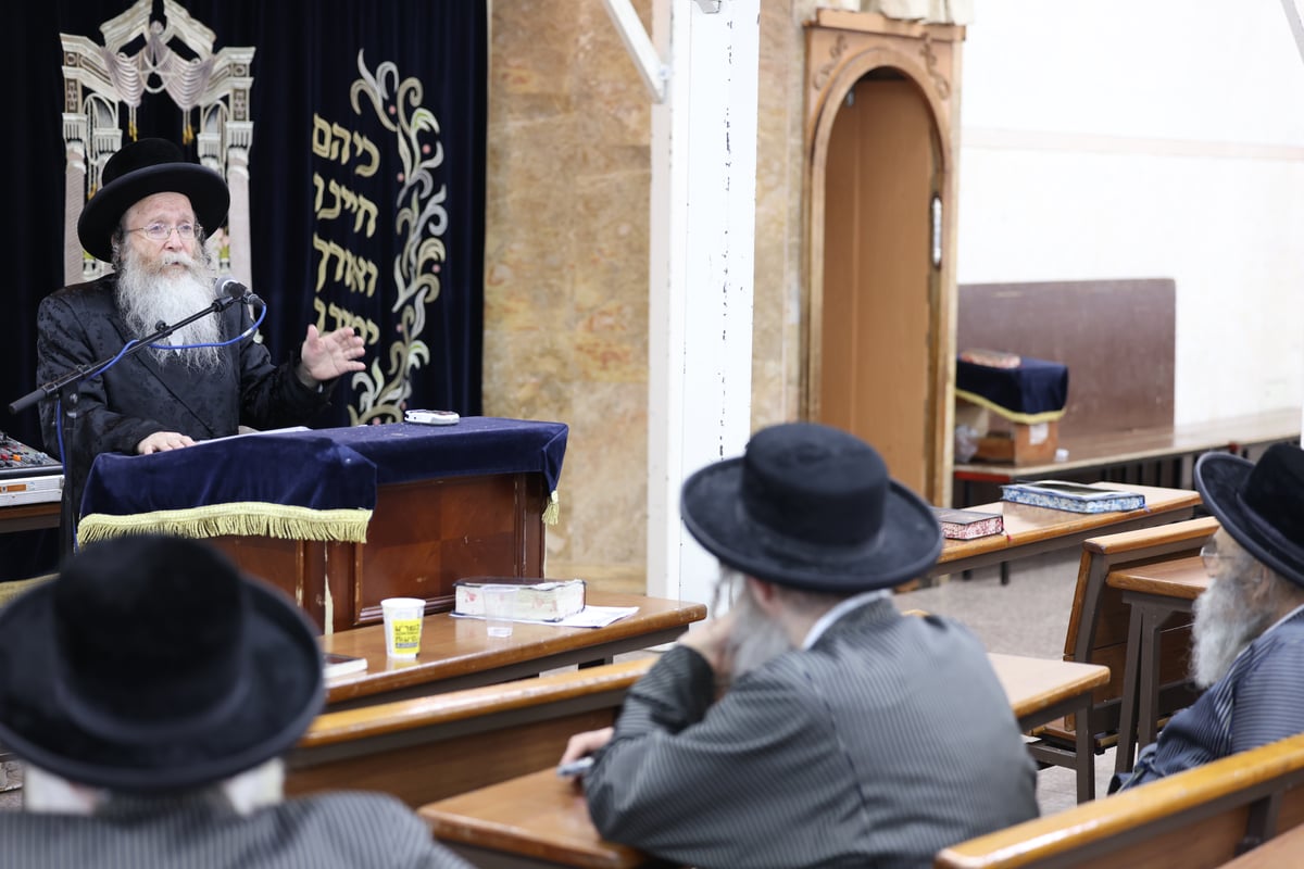 יום שכולו תורה ב'תולדות אהרן'