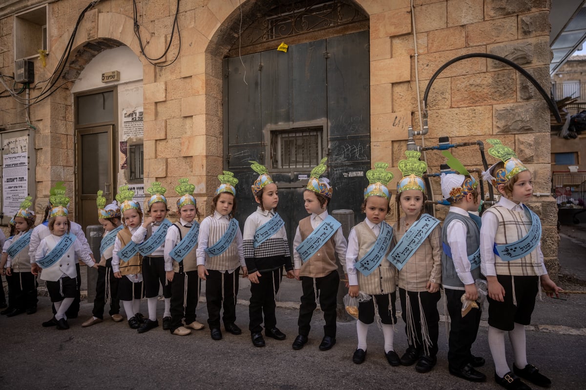 ילדי תולדות אהרן ערב חג השבועות